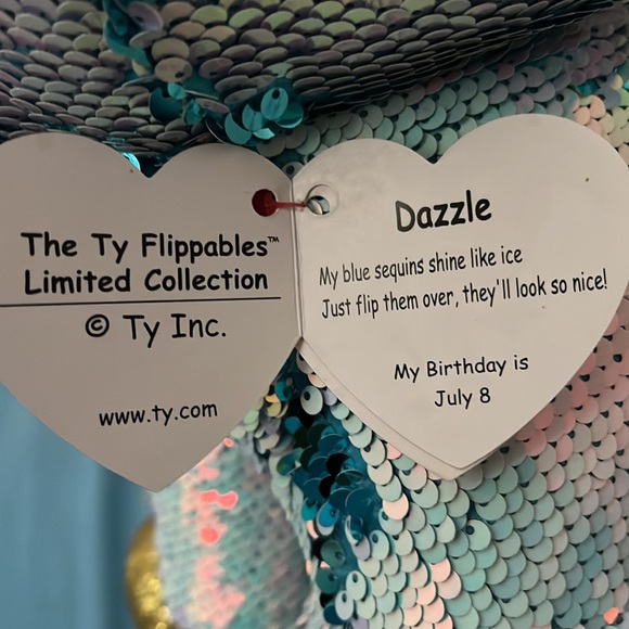 Dazzle - Picture 4 of 5